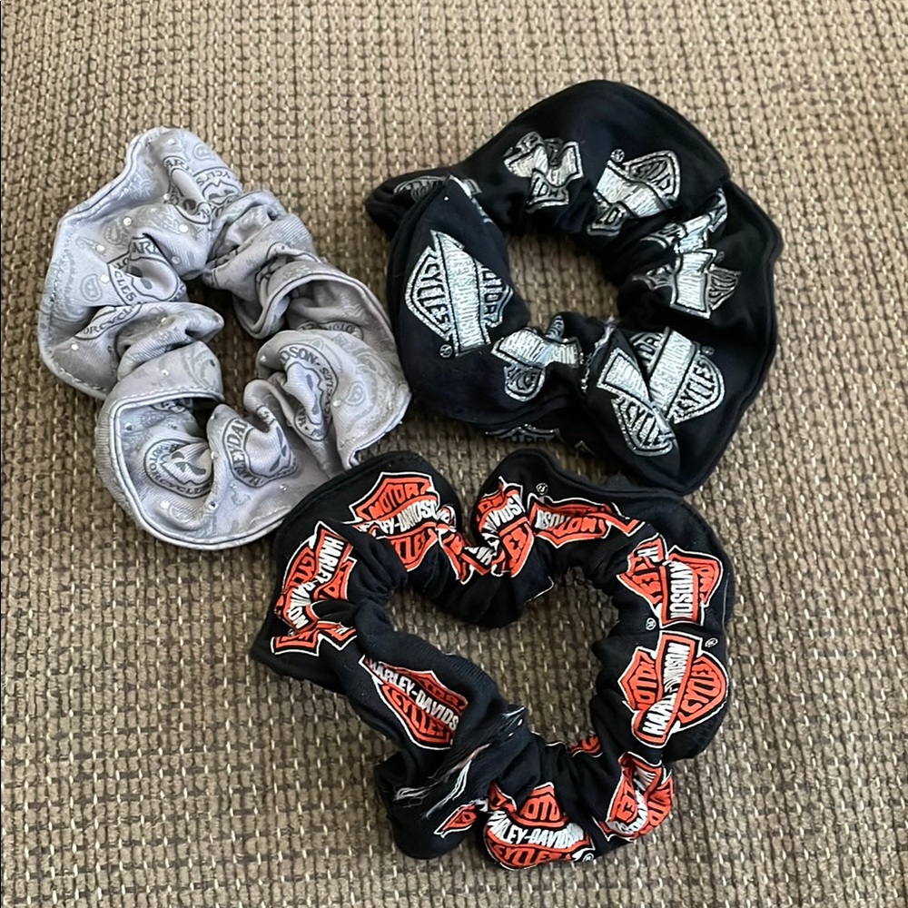 Harley-Davidson Hair Scrunchie Trio - Black, Gray, and Black with Orange